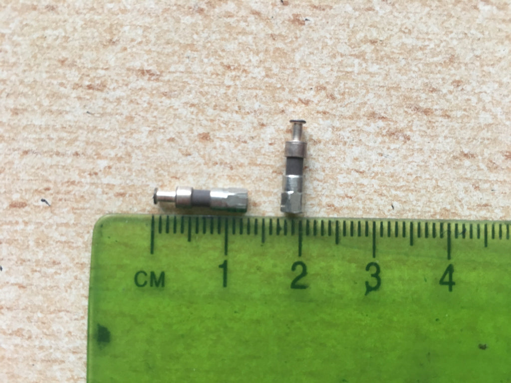 K5379 M2 Stand off Insulator Studded     H104