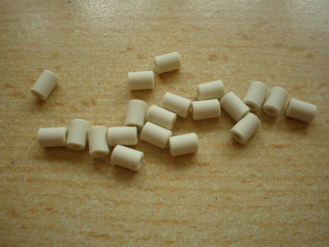 Ceramic Insulating bead     Pack of 25    H209
